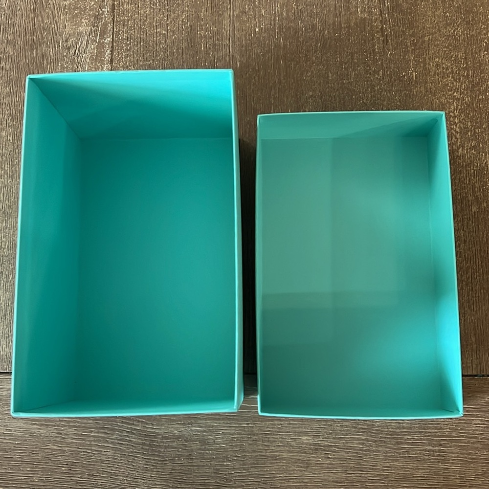 NWB Tiffany & Co. Retired Dot Piggy Bank in Pink - Picture 11 of 11